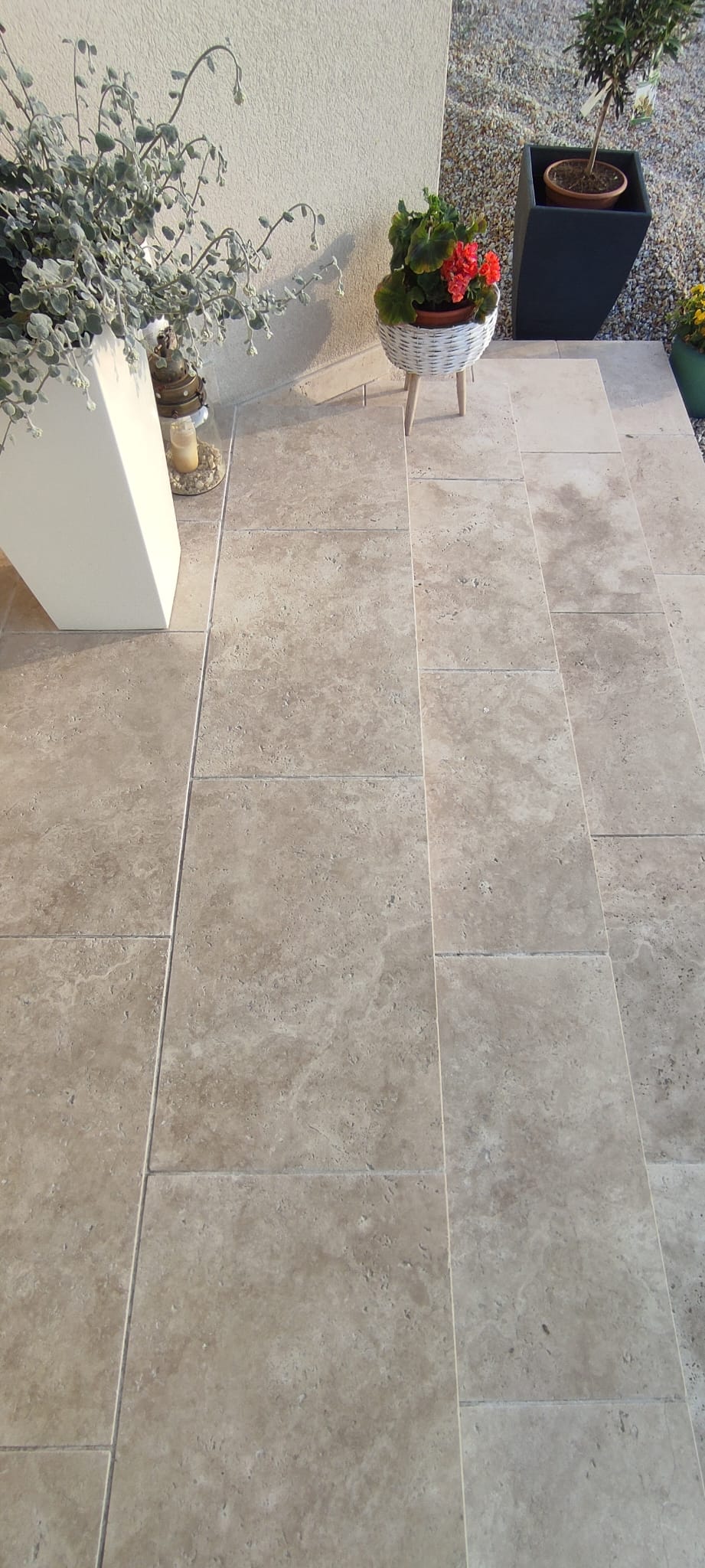 Płyty tarasowe – trawertyn (3 cm) – Light Premium – 40,6cm×61cm×3 cm – szlifowane, antypoślizgowe